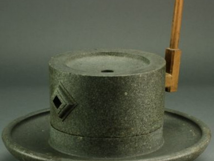 石臼と抹茶