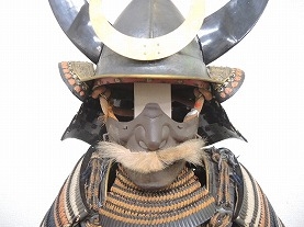 蔵の中の品物買取ります。