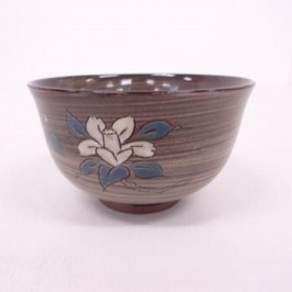 椿文茶碗