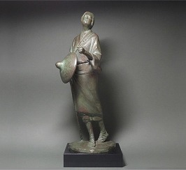 お通の像