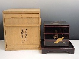 松喰鶴蒔絵三段重