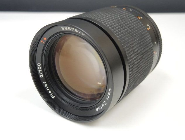 カールツァイス Planar T* 2/100
